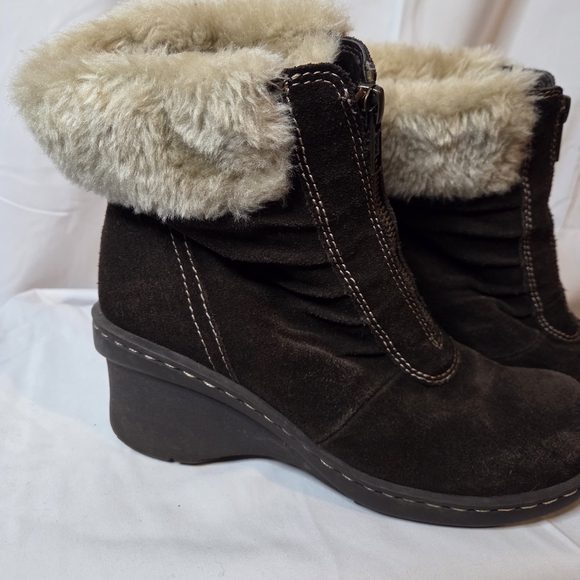 BareTraps Women's Dark Brown Leather Faux Fur Winter Boots Size 6 - Picture 2 of 8